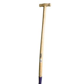 T nyél ásóvillába